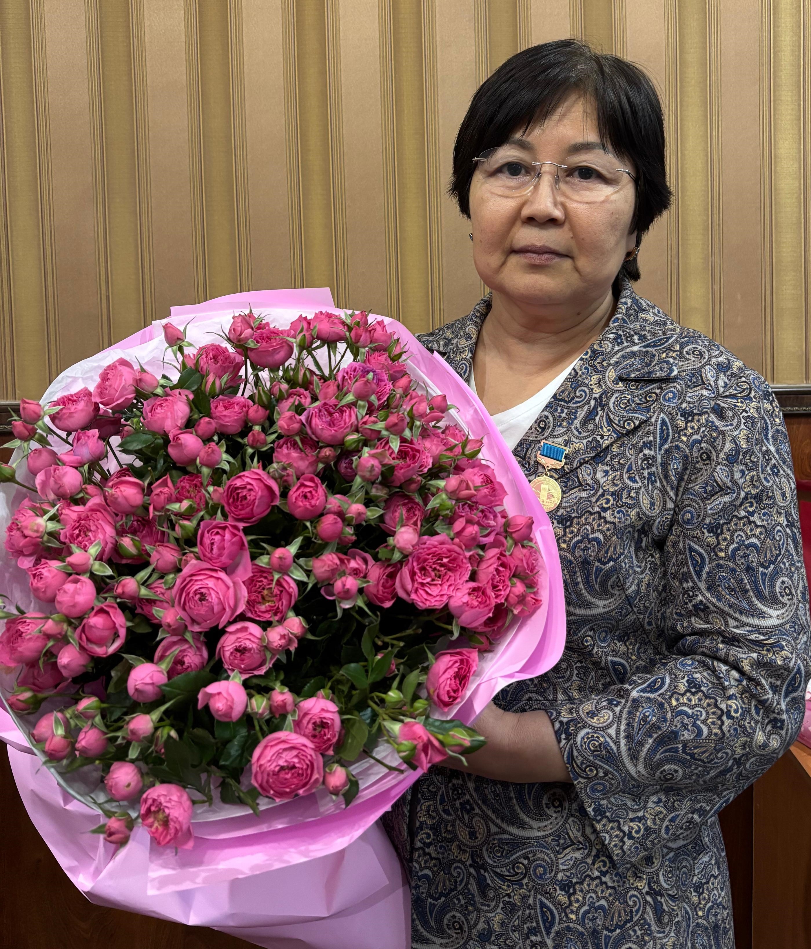 Маусымбекова Сәуле Жұмақанқызын құттықтау!